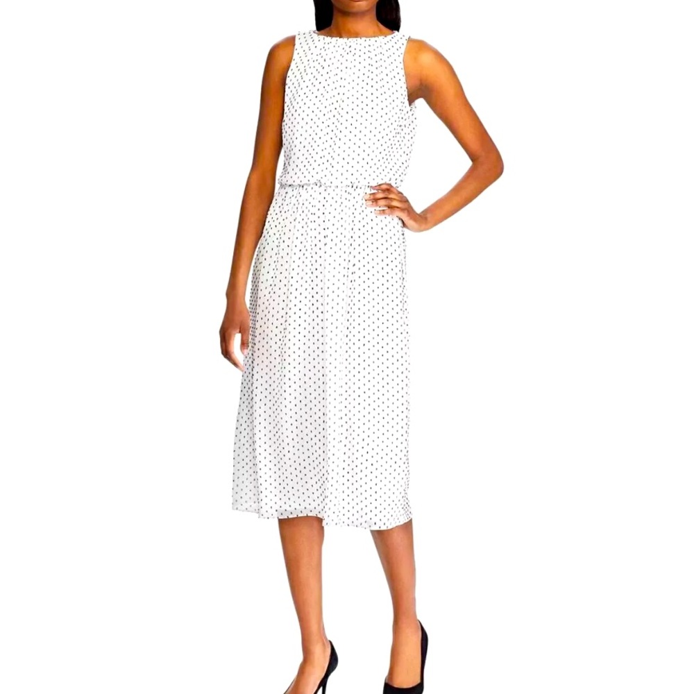 Woman’s American Living Dress Size Small